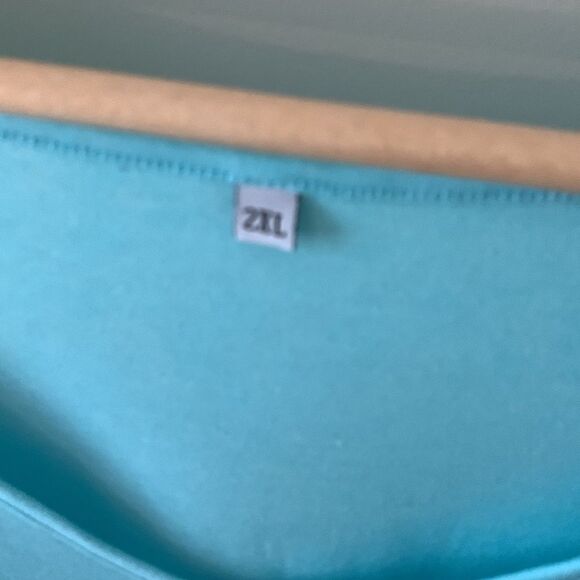 Ruffle sleeve t shirt - Picture 2 of 4